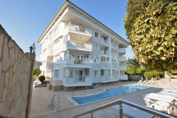 Alanya  Oba  Mah  Oba  Valley  Court  Sitesinde  2+1 Daire